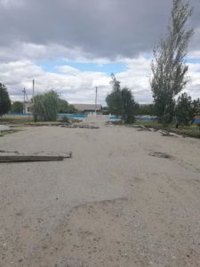 Au demarat cu succes lucrările de montare a pavajului și de amenajare a spațiilor verzi